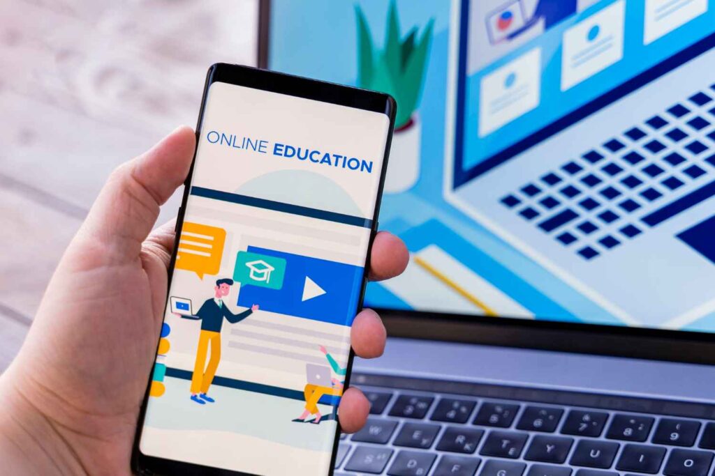 Take Advantage of Social Media to Engage Learners