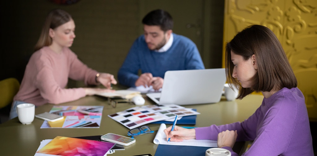 Benefits-of-Joining-a-Graphic-Design
